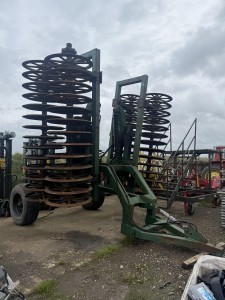 Cousins Trailed double press